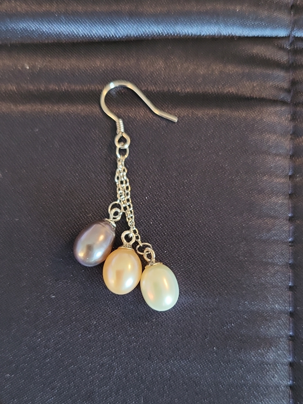 Stauer White, Black & Peach Pearl and Silver-Tone Braided Necklace Set - Picture 6 of 6